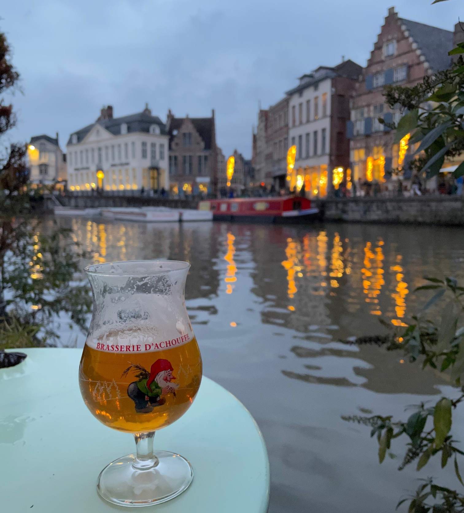 Cosas que hacer en Gante - Cerveza con vista a los canales