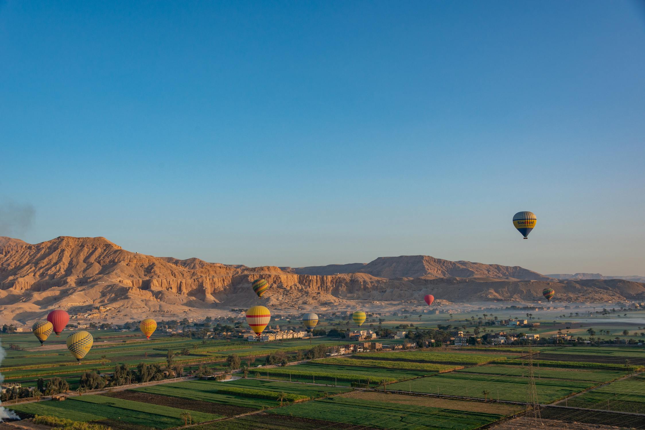 10 Experiencias Únicas por el Mundo luxor