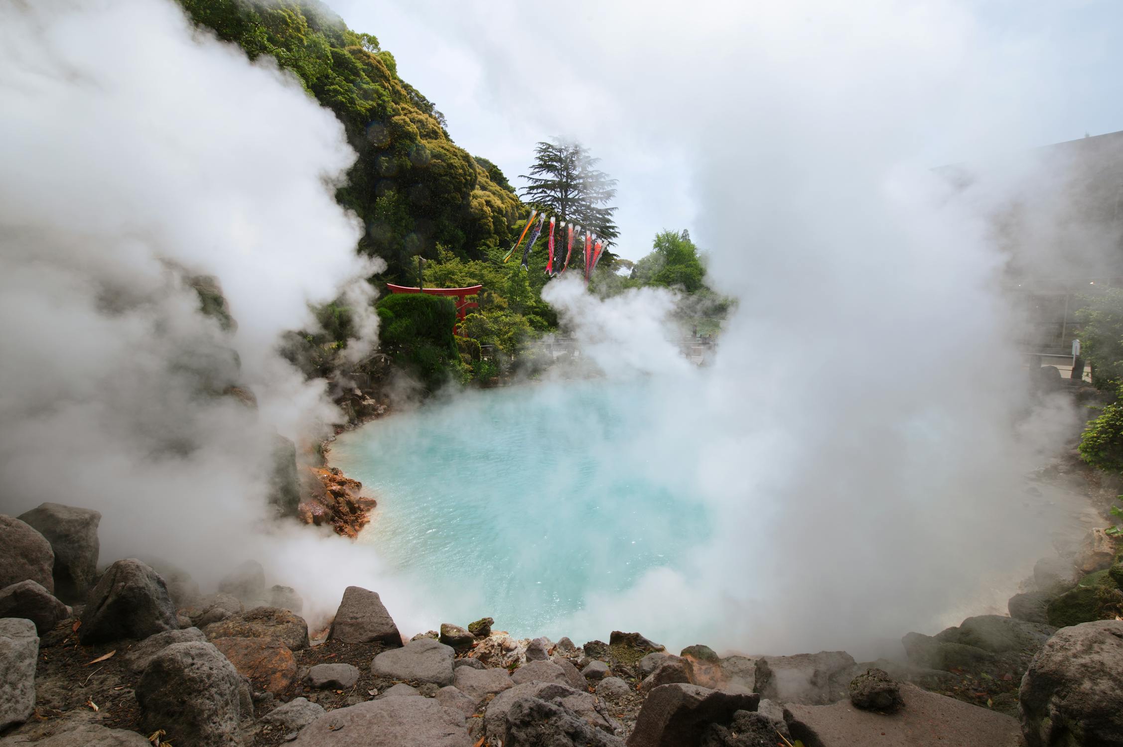 10 Experiencias Únicas por el Mundo onsen