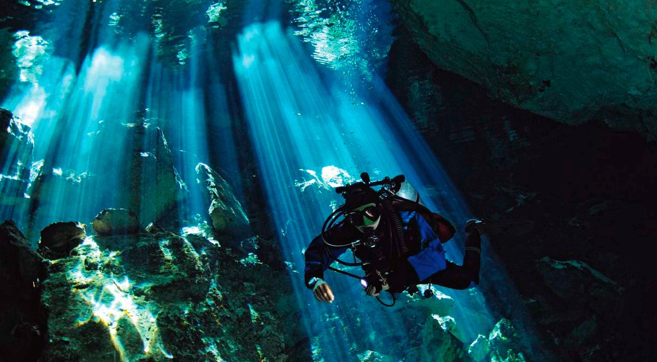 Cenotes de Yucatán, México buceo