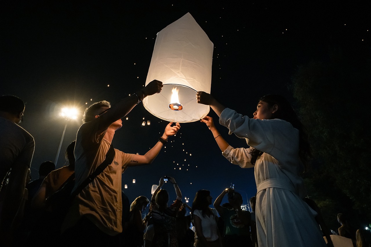 Festival de Yi Peng, Tailandia